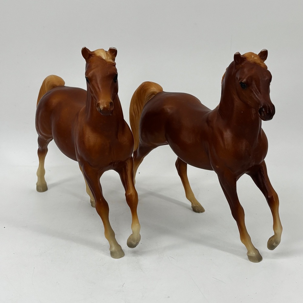 Vintage Breyer Horse Figurines Set of 2 Chestnut ArabianTrotting USA 9" SeeEars